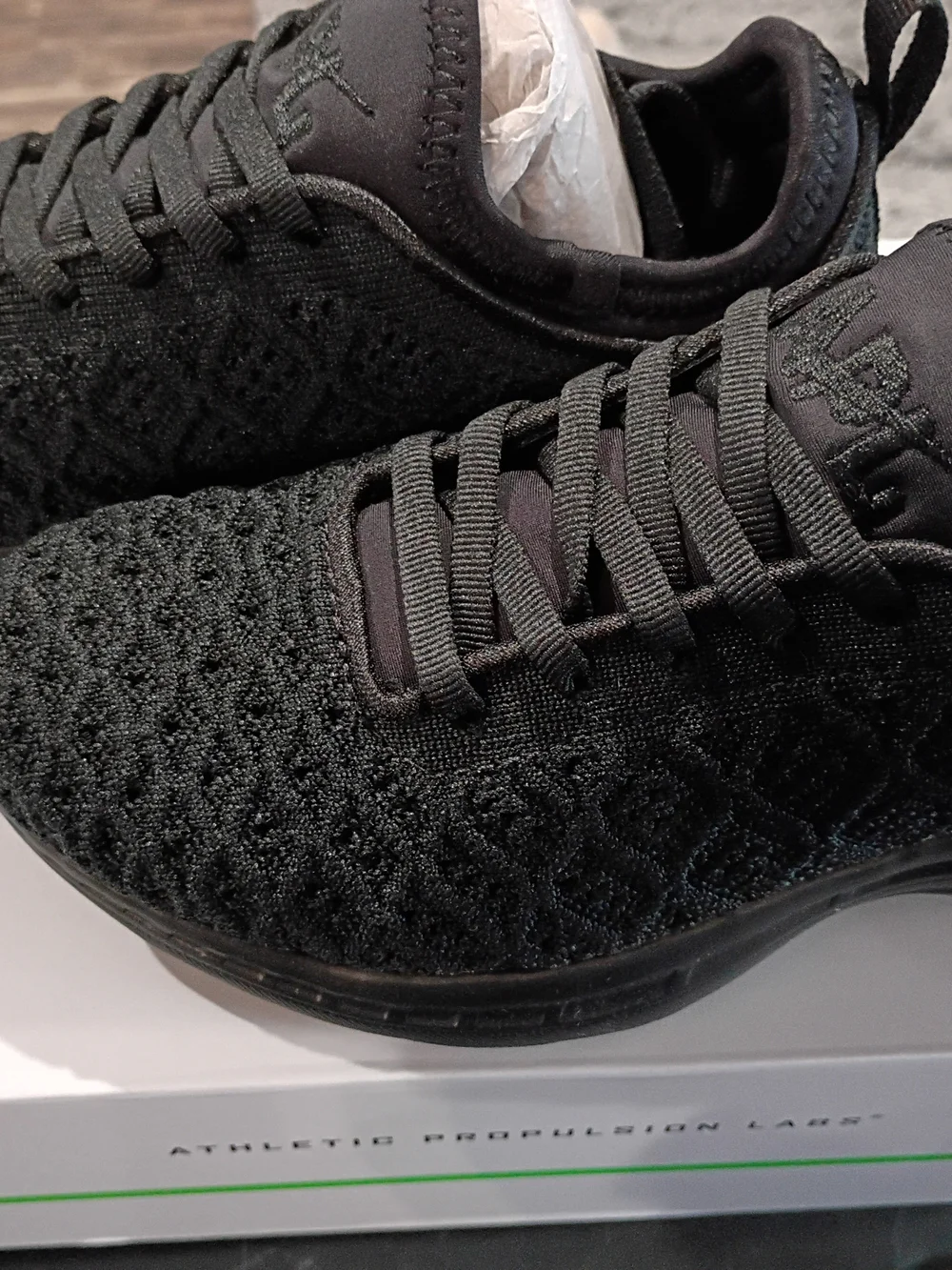 APL Phantom Lululemon Women's Black Knit Athletic Sneakers Size 5 New